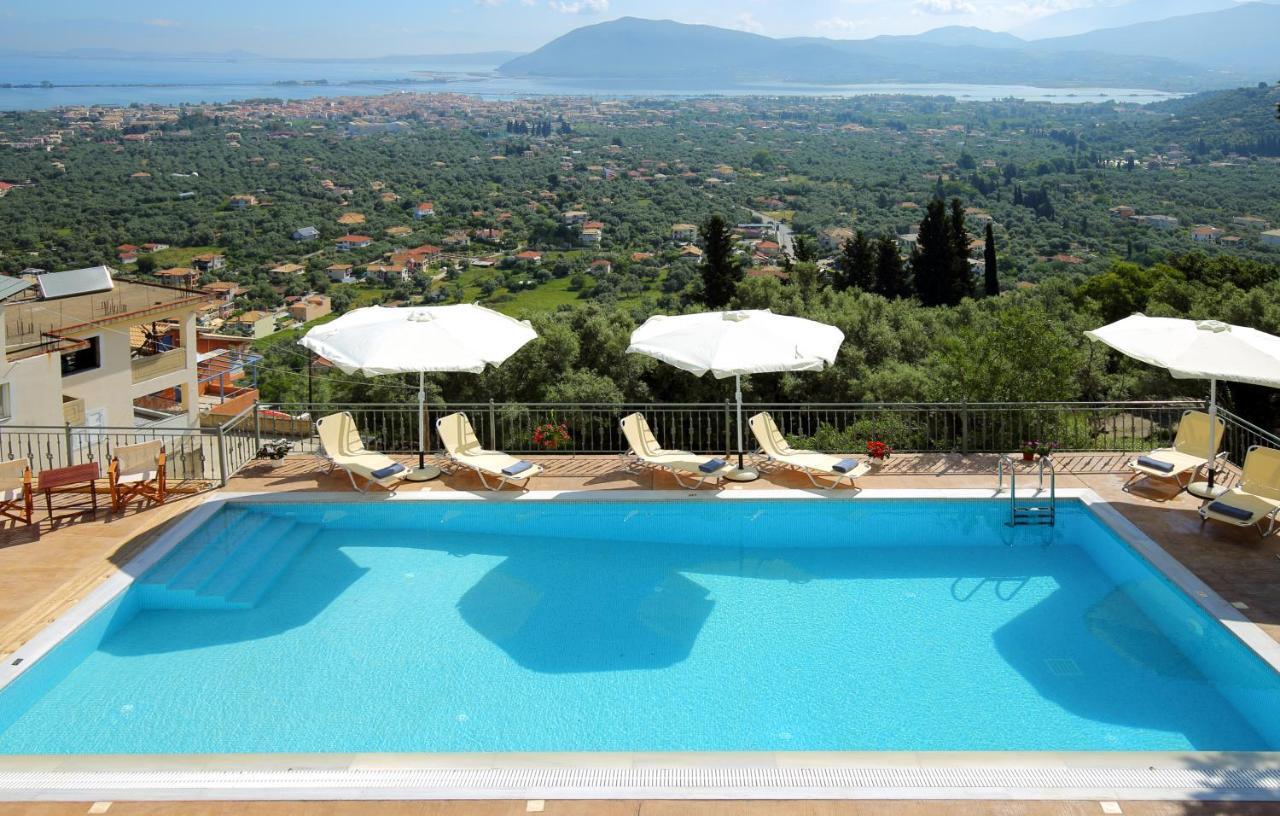 Villas On The Clouds Apolpaina Exterior photo